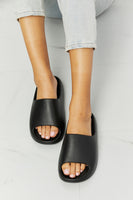 Women Apparel_#MGO Black Slides